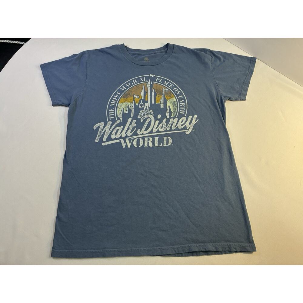 Walt Disney World Castle Graphic T-Shirt Women’s Medium Vintage Style
